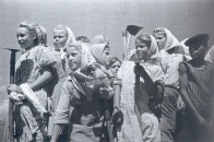 Лицом к деревне Лицом к деревне